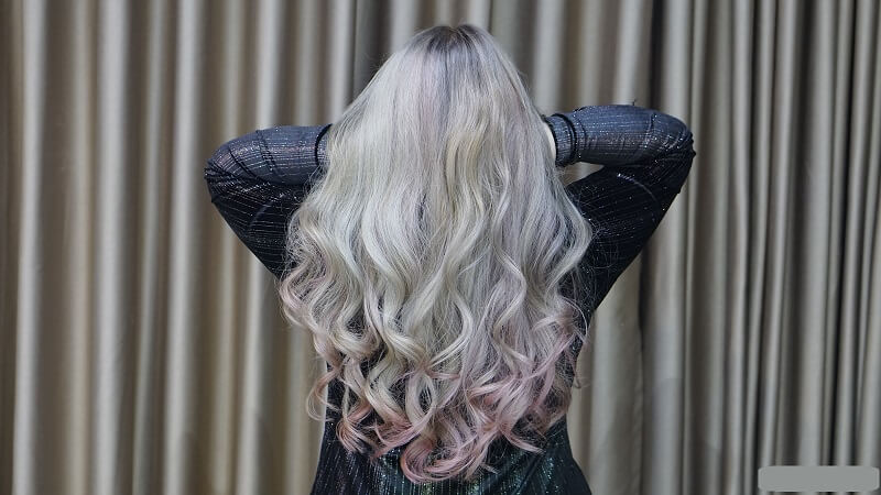 Cần đợi 2 - 3 tuần  mới có thể uốn tóc