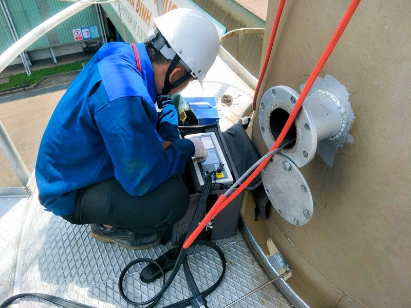 Xác định thông số đặc thù