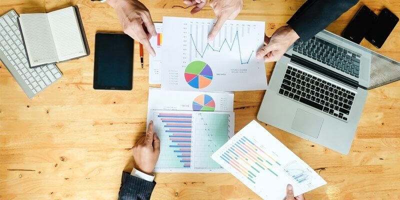 Thu thập dữ liệu từ các bộ phận trong doanh nghiệp