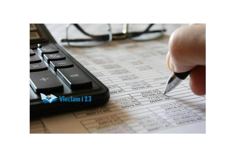 Kỹ năng quan sát, trung thực và tỉ mỉ với một Kế toán bán hàng