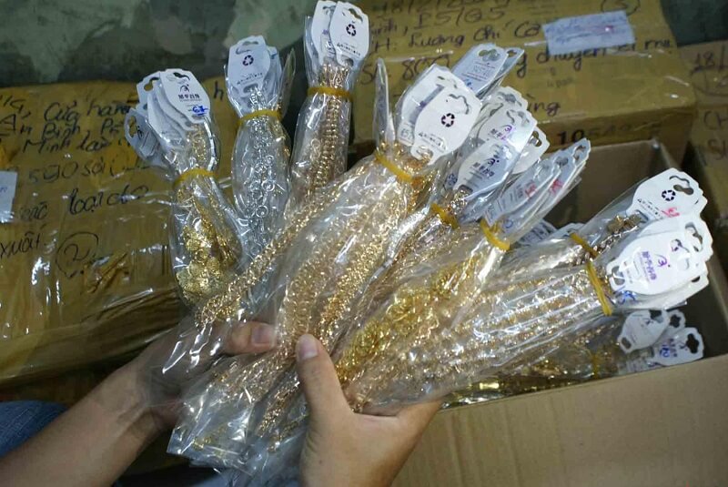 Trang sức mỹ ký là gì