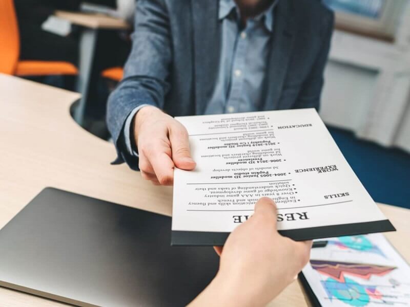 Trình bày khả năng ngoại ngữ trong các tài liệu quan trọng