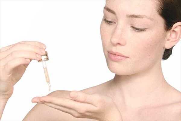 Phân biệt giữa hai loại chất giữa Booster và Serum