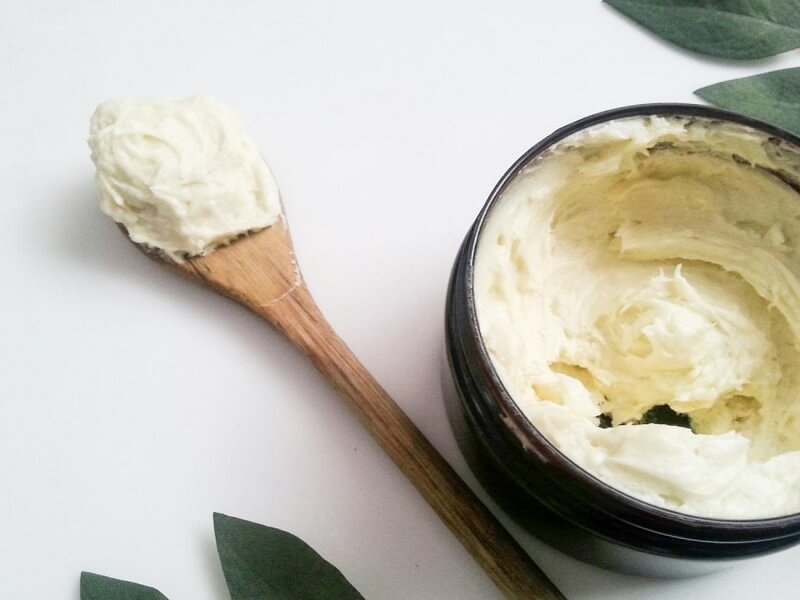 Trong bơ dưỡng thể có nguồn dưỡng chất dồi dào