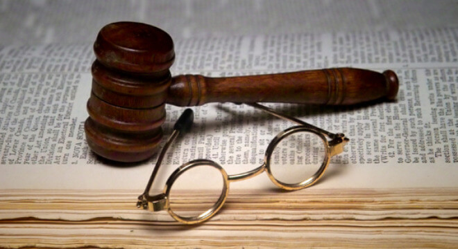 Vẫn được đi làm khi hưởng án treo