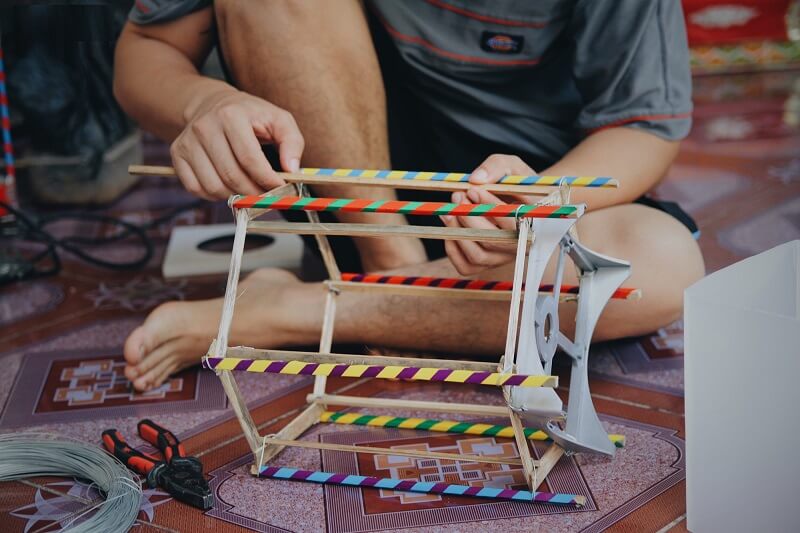 Tự làm đèn kéo quân đơn giản