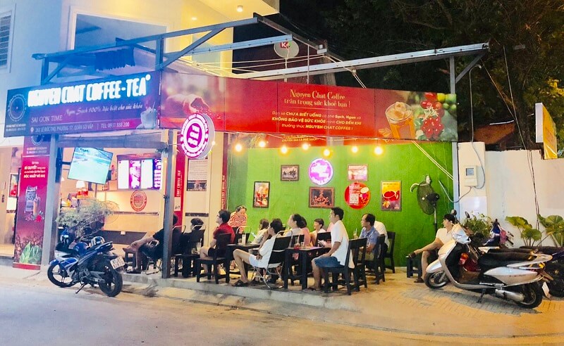 Không được phép tự ý sử dụng vỉa hè cho mục đích kinh doanh