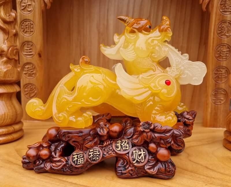 Không được bán hay cho tặng Tỳ Hưu đang dùng