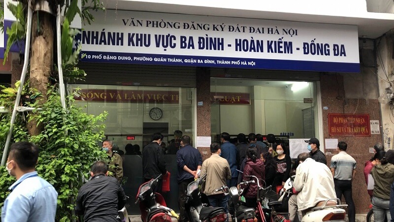 Nộp hồ sơ xin xác nhận lại ranh giới đất tại Văn phòng đăng ký đất đai