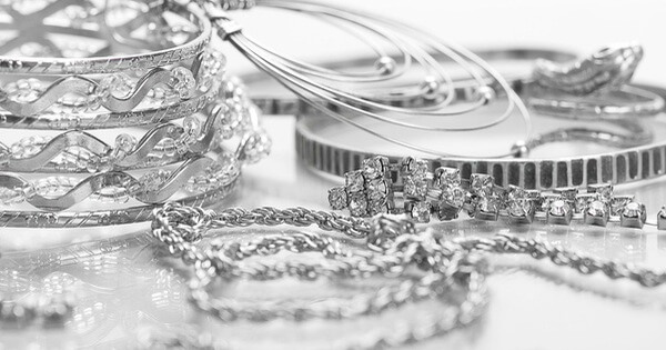 Đáp ứng đủ ít nhất ba điều kiện cơ bản