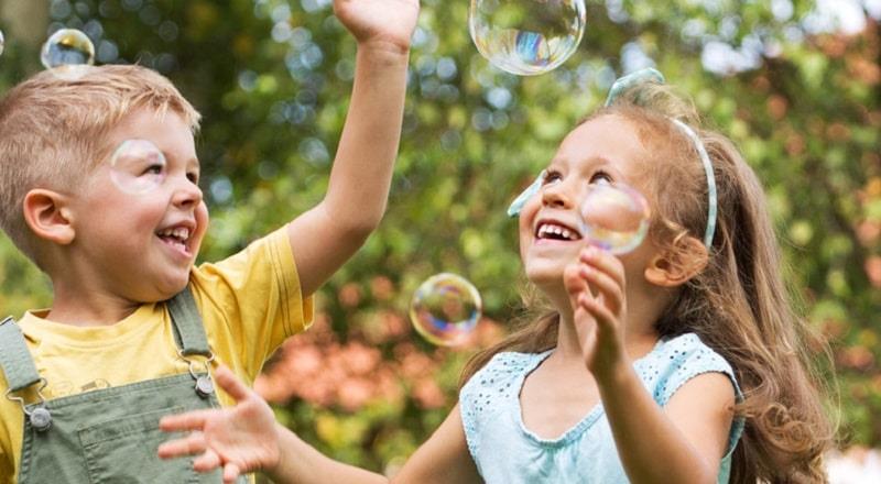 Luôn sống với thực tại, tận hưởng cuộc sống.