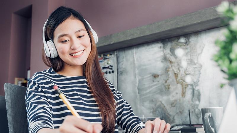 Mẹo làm bài thi TOEIC kỹ năng nghe