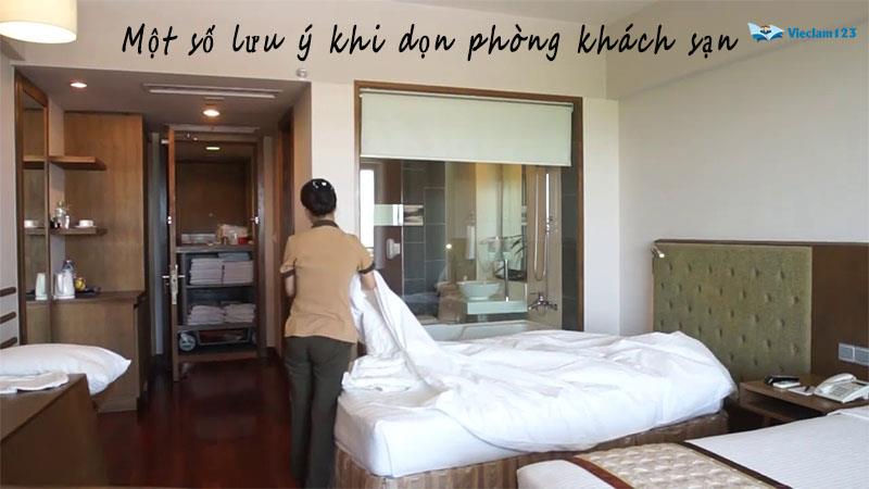 Nhân viên dọn phòng khách sạn Nhân viên dọn phòng khách sạn