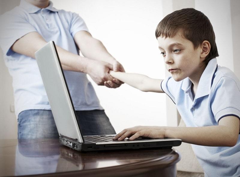 Nghiện internet trong học đường gây hậu quả nghiêm trọng