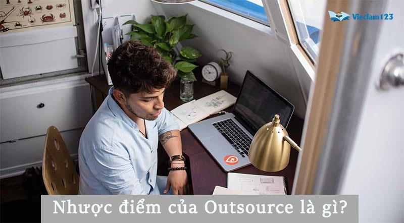 Outsource là gì Outsource là gì