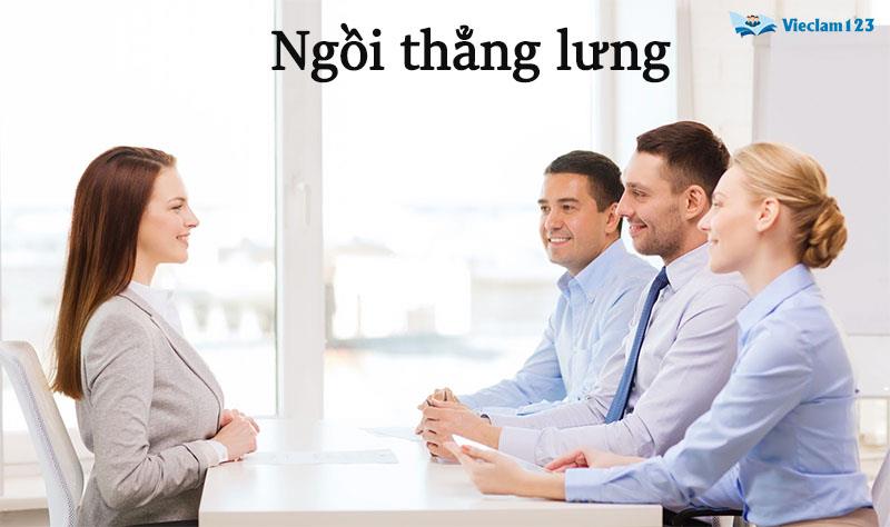Tư thế ngồi khi phỏng vấn
