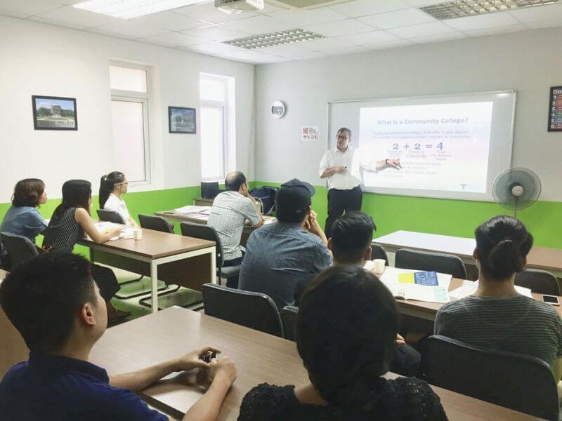 Trường Anh Ngữ Quốc Tế Clever Academy