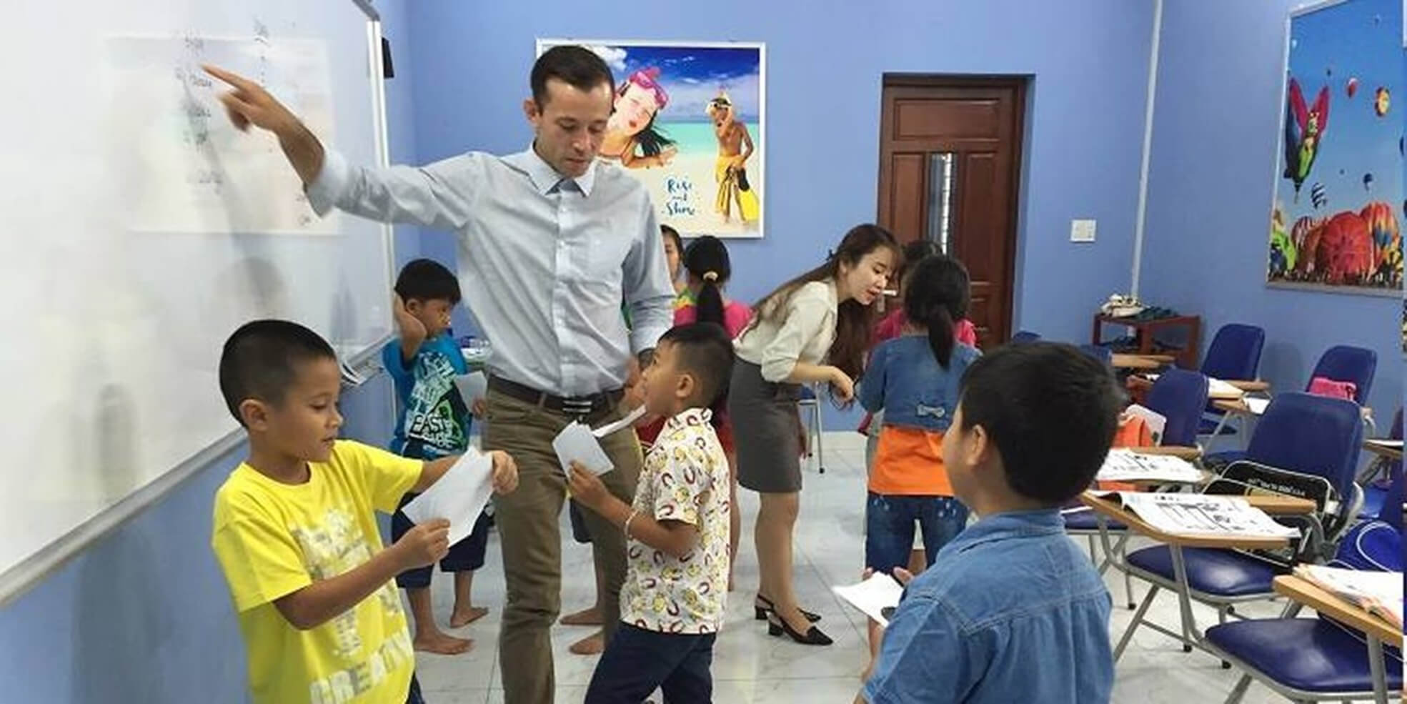 LUYỆN THI IELTS (6.5 - 7.0)	