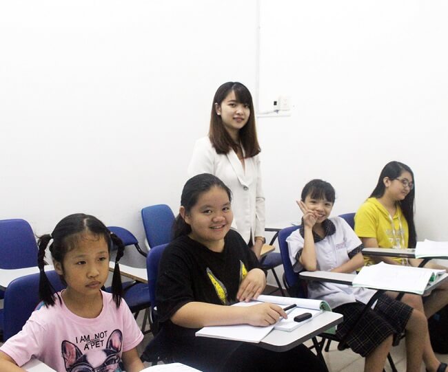 Tiếng Anh Giao Tiếp Quốc Tế - Trung cấp 2