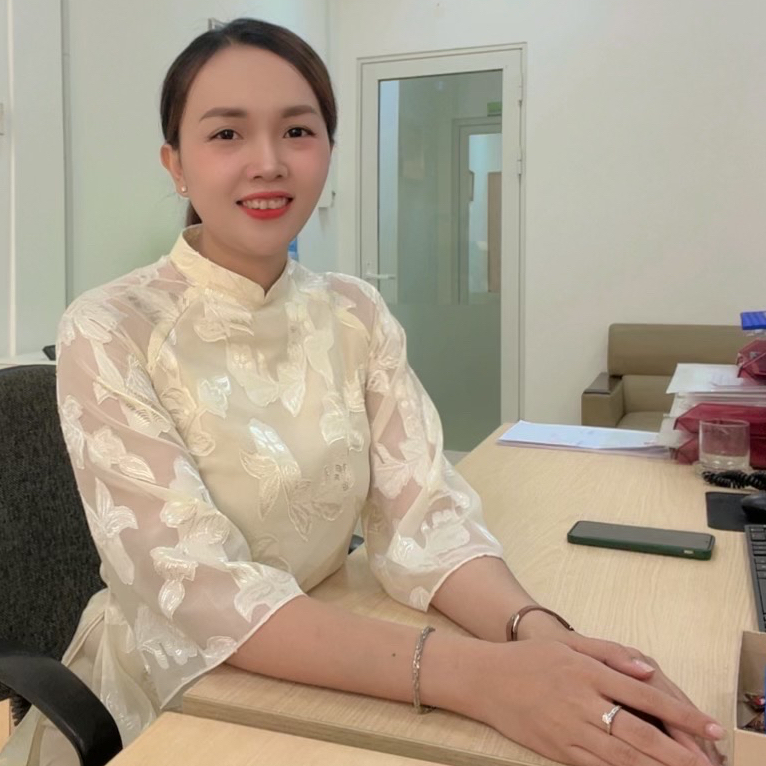 Thạch thị loan trinh