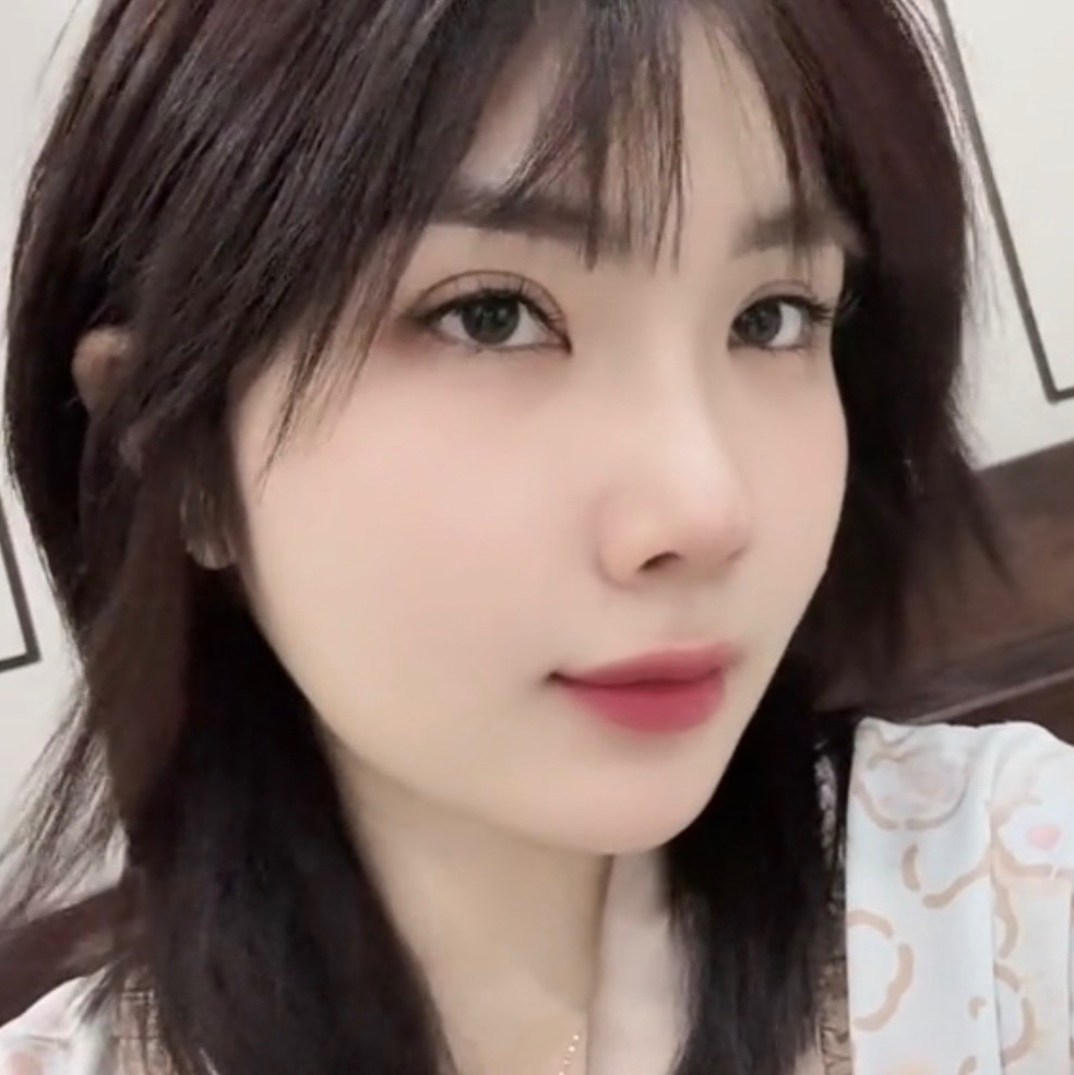 Trần Đinh Thuý Vy